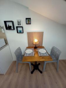 Appartements Studio Proche Centre ville avec Place de Stationnement : photos des chambres