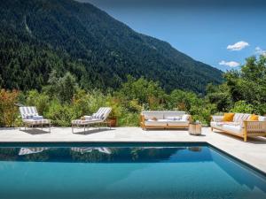 Chalet Wonderland - OVO Network