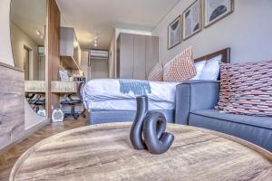 Apex Rosebank Retreat