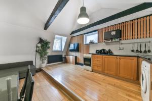 Hatton Gardens - 2 Bedroom Family Apartments