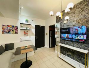 Forbeswood Parklane Condominium