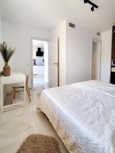 Calypso Oasis Suite By Reyna Novillo