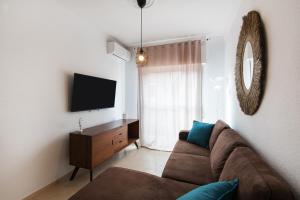 NEW 2nd CORNER City Center Apartment ideal for groups - Hoteles de 4 estrellas en Málaga