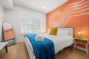 SLC Townhome King BD 2 Car Garage