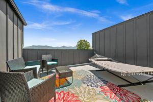 SLC Townhome King BD 2 Car Garage