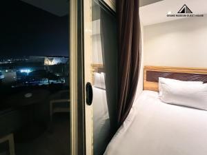 grand museum view hotel