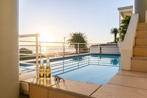 2 min walk to beach, Ocean Views, Communal pool - Sunset Azure Studio Bakoven
