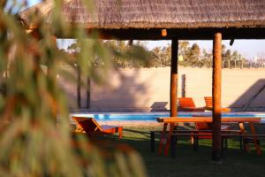 Cabaña con pileta y gran parque en Mendoza AZUL