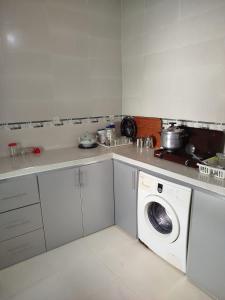 Apartamento renovado céntrico zona Hamama solo familias