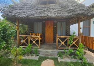 Cozy Bungalow - Garden, Terrace, Rooftop, Beach