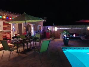 Villas VILLA SANLOREN Piscine et Jacuzzi : photos des chambres