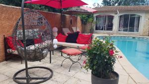 Villas VILLA SANLOREN Piscine et Jacuzzi : photos des chambres