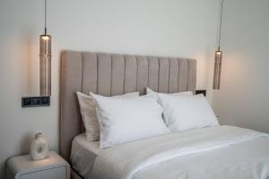 Nireas Blue Balcony by Raise