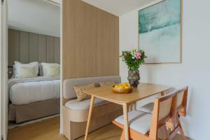 Magnificent apartment -1BR-4P- Canal Saint-Martin