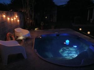 Villas maison, trois chambres,jardin,piscine : photos des chambres