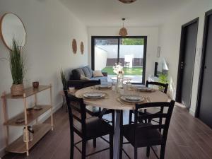 Maisons de vacances Maison neuve Rochemaure vacances familiales ou deplacements professionnels : photos des chambres
