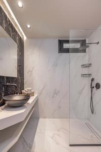 Costas Luxury Villas - Athenas Villa