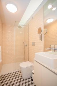 Liiiving in Porto - Downtown Balcony Studio