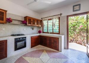 Nyumba Simba House - Luxury Villa