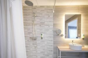 Hotels Logis Hotel l'Amandier : photos des chambres