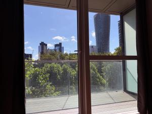 Apartment - Disability Access room in Canary Wharf by Charles Hope