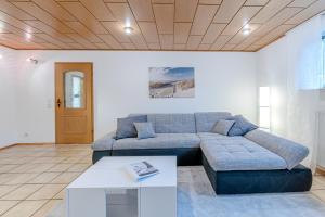 Ferienwohnung am Feld Winterbach - 3hvězdičkové hotely ve městě Sankt Wendel