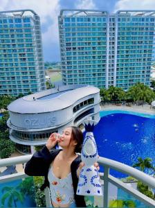 Premium 2bedrooms, Azure Condotel Staycation - beach view