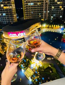 Premium 2bedrooms, Azure Condotel Staycation - beach view