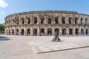 Appartements Nemausus YourHostHelper : photos des chambres