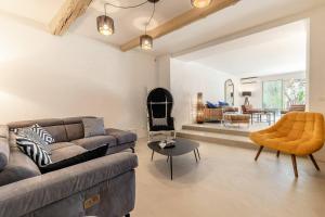 Villas Private Oasis in Gordes Elegant 5-Bedroom Villa with Pool : photos des chambres