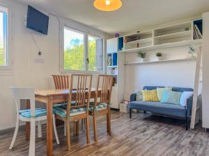 LAllemond 3000 - Au pied de lAlpes Huez - Vélo