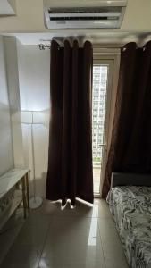 Mary Staycation near Mall of Asia and Manila Airport located in Shore Residences