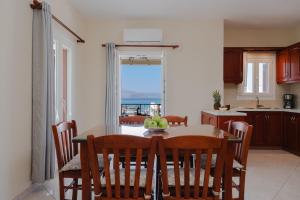 Stellas Villa in Naxos 80sqm Sea View 50m from beach
