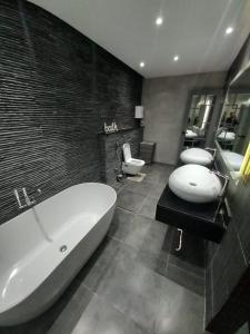 شقه الترا سوبر لوكس بجوار نادي الصيد الدقي