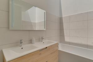 Cove Villa in Calheta