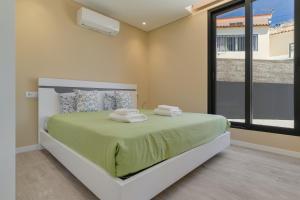 Cove Villa in Calheta