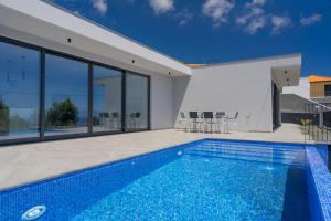 Cove Villa in Calheta - 4-star hotels in Bicas