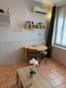 Joli appartement climatisé bord de mer emplacement idéal