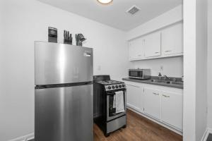 Northside Suites - 4 Apartments