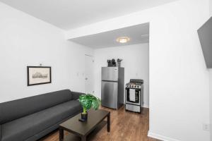 Northside Suites - 4 Apartments