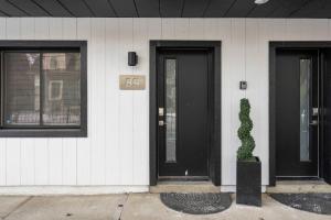 Chic City Retreat 89 For 2