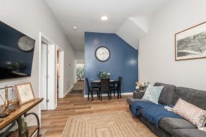 Queen City Retreat 1 Cozy Home for 6 Near Attractions & Restaurants - 3hvězdičkové hotely ve městě Cincinnati