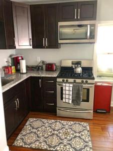 The House Hotels - W45th Backhouse - Ohio City