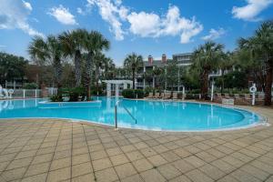 Seashell Shuffle at Sandestin Pilot House