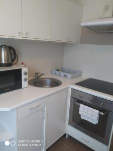 Airport MicrostorePanzió