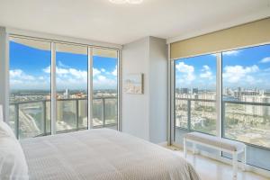 A Breathtaking Oceanview - High Rise Luxury Condo