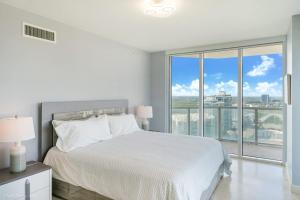A Breathtaking Oceanview - High Rise Luxury Condo