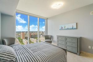 A Breathtaking Oceanview - High Rise Luxury Condo