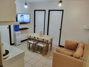 Tims 2BR 1T&Bath 8 Spatial Condo Maa Davao City