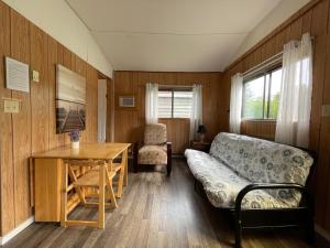 Cedar Garden Cottages